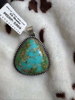 Native made Sonoran Turquoise Teardrop Pendant Necklace - Green & Blue Stone